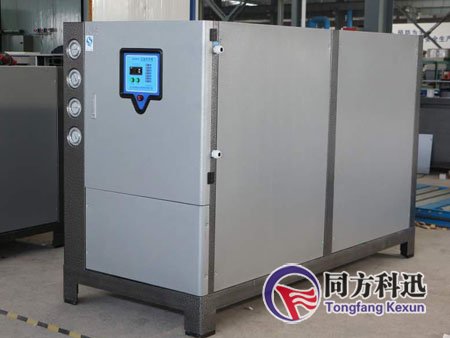 冷水機冷卻水塔